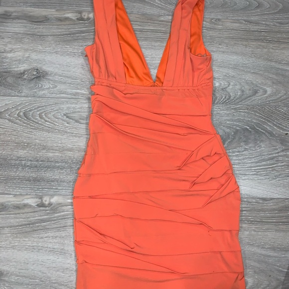 Grass Dress - Picture 2 of 3